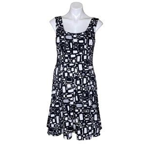 Calvin Klein B&W Fit & Flare Dress Size 10